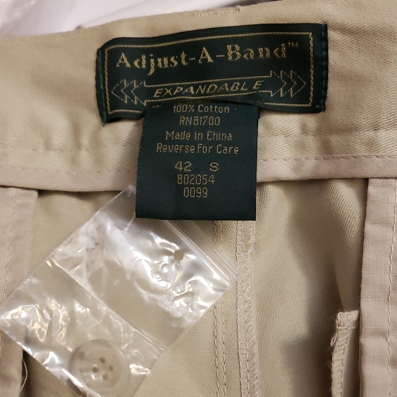 NWOT Adjust-A-Band Khaki Cargo Pants Size42 S - Picture 7 of 10